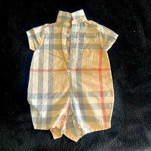 Burberry Children Plaid Romber 3 months